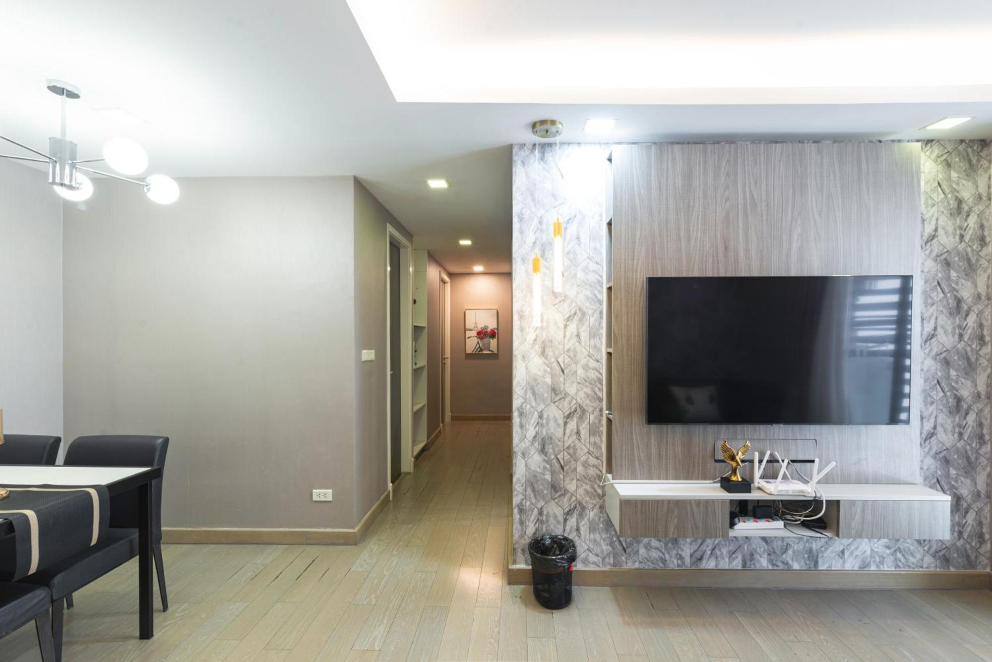 Dazzle Sukhumvit 7 By Lefoyer Daire Bangkok Dış mekan fotoğraf